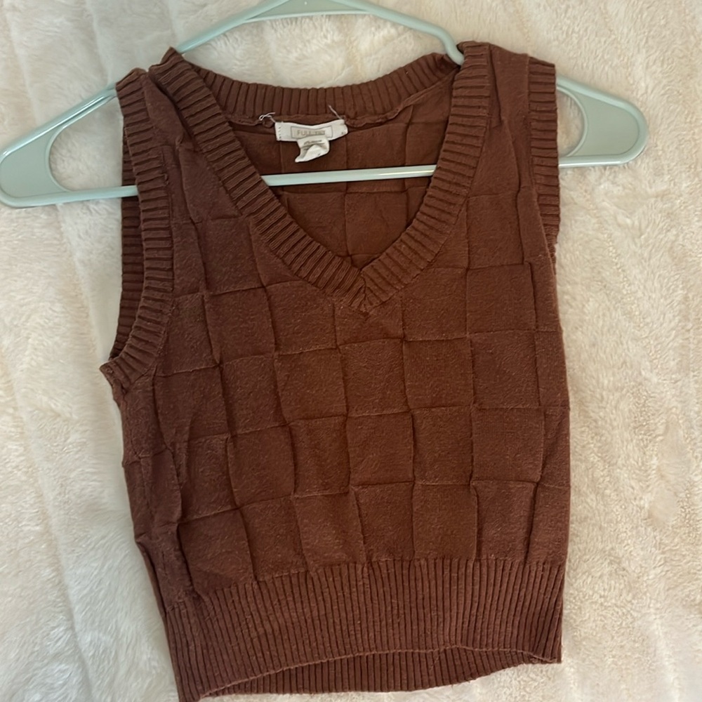 Full tilt cropped tank from Tilly’s
